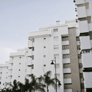 Esta instalación de aerotermia se paga con los ahorros generados para este proyecto, siendo una de las principales ventajas de su instalación en comunidades de vecinos